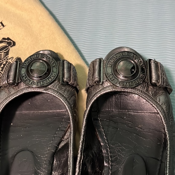 Burberry flats, size 38, good for US 7-7.5 - Picture 8 of 10